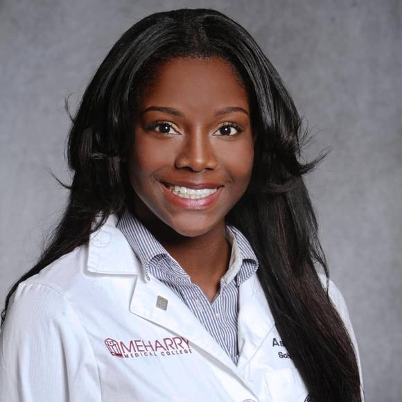 Meet your Posher, Ashley - Picture 1 of 1